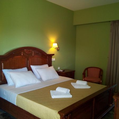 Marzi Beach And Bungalows Hotel Kokkónion Buitenkant foto
